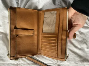 Michael Kors Wallet Wristlet thumbnail 2