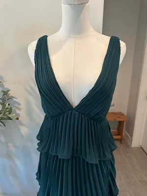 Lulus Emerald Green Tiered Pleated Gown New! thumbnail 8