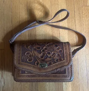 Vtg Hand Tooled Leather Mexico Stamped Crossbody Bag thumbnail 1