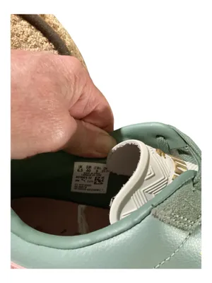NWOT PUMA Club II Era Women's Sneakers in Green/Pink/Gum – Size 9j thumbnail 5