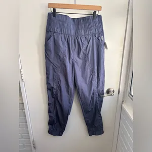 FP Movement NEW WITH TAGS The Way Home Jogger Large athleisure‎ travel yoga thumbnail 2