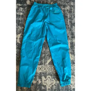 Vintage Women’s Columbia Pants Medium Blue Nylon Gorpcore Elastic Zip Ankle thumbnail 2