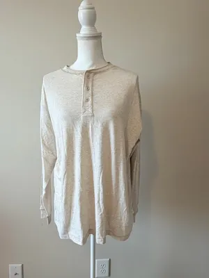 SKIMS Boyfriend Long Sleeve Henley Heather Oatmeal oversized size XS NWOT thumbnail 2