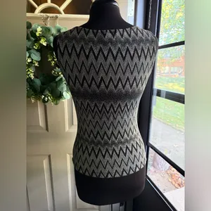Vintage Y2K Studio Y sparkle chevron tank, size medium thumbnail 5
