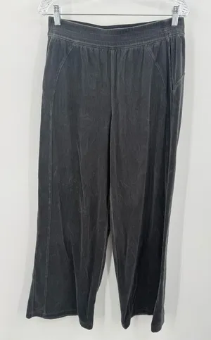 Lululemon Scuba‎ Mid-Rise Wide-Leg Pant Velvet Cord Gray Size 8 Women's thumbnail 1