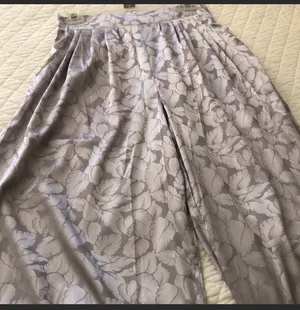 Gimmicks by Silver Satin Pants Sz Small NWT thumbnail 4