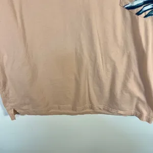Victoria's Secret PINK V-Neck Pocket T-Shirt Peach Tropical Sequin‎ Back Large thumbnail 3