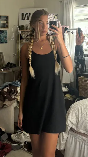 dress thumbnail 1