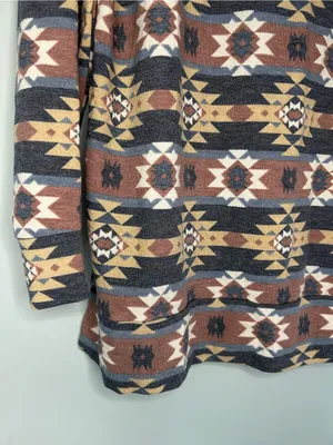 Sew in Love Southwest Aztec Native Print Long Sleeve Pullover Size Small thumbnail 4