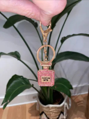 Sparkling Pink Parfum No. 5 Bottle Keychain thumbnail 2