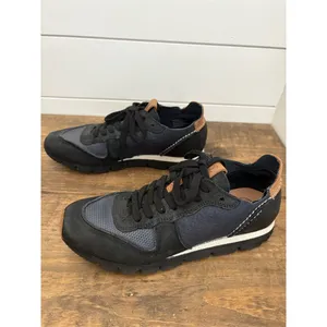 OTBT Unisex Black Leather Suede‎ Sneakers Size 6.5 Casual Retro Chic thumbnail 2