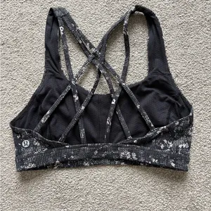 Lululemon Free to Be Serene Bra - C/D cup thumbnail 4