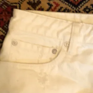 White skirt by We The Free. Full-length zipper. Size 30. thumbnail 3