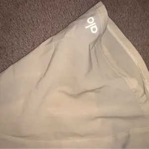 Alo yoga Tiebreaker Short Nwot lemon yellow rare active casual classic fall thumbnail 7