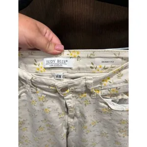 Judy blue floral jeans size‎ 14 skinny fit thumbnail 2