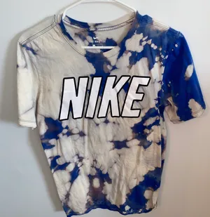 Nike Bleach Dye Tee thumbnail 1
