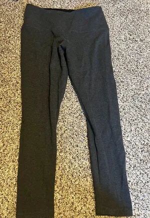 Lyssé Black High-Waisted Leggings Stretchy Workout Yoga Pants Size L‎ thumbnail 1