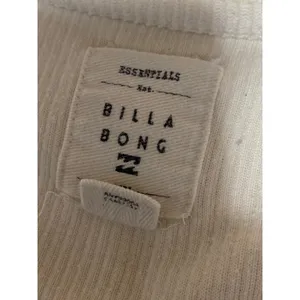 Billabong Women's Cream Embroidered Long Sleeve Crop Sweatshirt Sweater Top Sz M thumbnail 3
