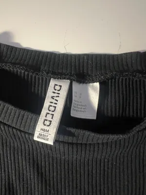 H&M Black Top thumbnail 4