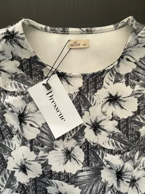 Hollister Top ( Small) thumbnail 2