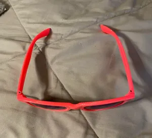 Neon pink sunglasses thumbnail 2