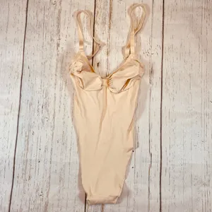 Skims Seamless Sculpt Thong Bodysuit thumbnail 4