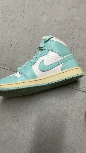Nike Jordan Air Jordan thumbnail 3