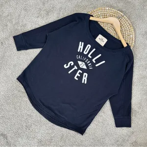 Hollister Women’s Pullover Sweatshirt 7/8 Sleeve Boat Neck in Navy S thumbnail 1