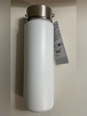 ALO Yoga White Aluminum Water Bottle with Carry Handle NWT 24oz thumbnail 9