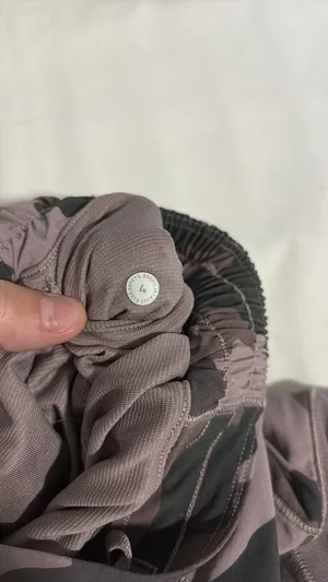 Lululemon Hotty Hot Shorts thumbnail 4