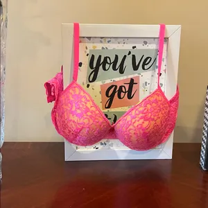 Bright Pink Lace Push Up Bra Women’s 34B thumbnail 5