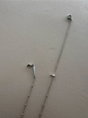 Kendra Scott Silver Necklace with White Oval Stone thumbnail 3
