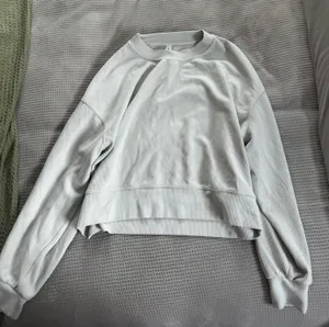 Lululemon Ribbed Crewneck  thumbnail 1