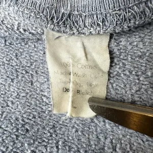 Vintage‎ Skagway Alaska Crest Sweatshirt | Distressed Graphic Pullover | 90s Y2K thumbnail 7