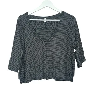Free People FP Movement Black Striped Cropped V-neck Tee Size Medium thumbnail 1