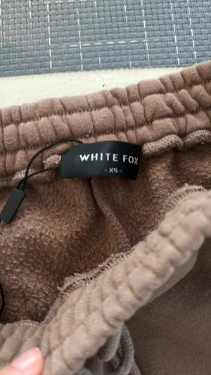 White Fox sweat shorts thumbnail 4