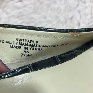 Nine West gray faux alligator material heels thumbnail 9