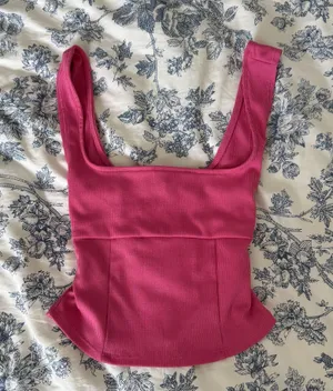 Cropped Top Urban Outfitters thumbnail 1