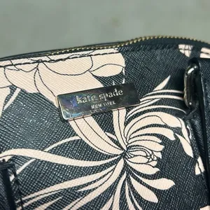 KATE SPADE Mini Reiley Laurel Way Gardenia Black Multi Satchel Crossbody Bag thumbnail 4