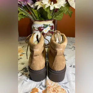 NEW Marc Fisher LTD Nairy Hiking Boots – Women’s Size 9.5 thumbnail 3