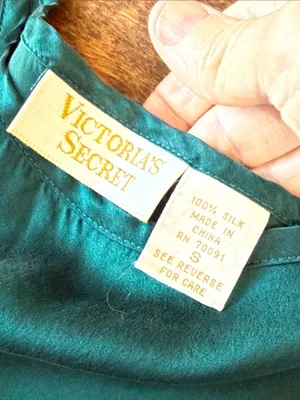 VICTORIA'S SECRET Gold Label Vintage Silk Camisole Emerald Green S Quiet Luxury thumbnail 4
