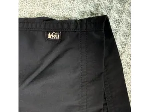 REI Co-Op Sahara Bermuda Shorts Womens 10 Black Hiking Outdoor Gorpcore Travel thumbnail 2