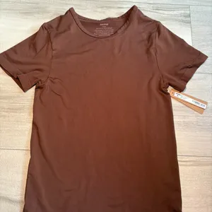 Skims soft smoothing seamless t-shirt in cocoa thumbnail 2