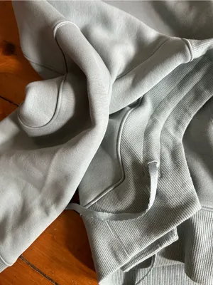 Lululemon Plush Fleece Curved
Hem Pullover silver blue small thumbnail 5