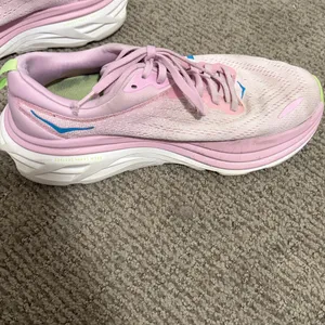 Hoka Bondi 8 Pink and White Athletic Sneakers thumbnail 6