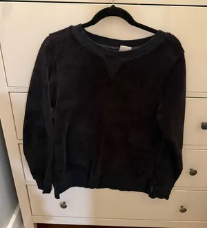 Target Sweatshirt Crewneck thumbnail 1