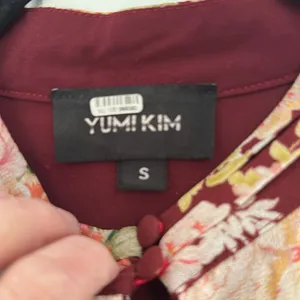 Yumi Kim Burgundy‎ Floral Long Sleeve Dress size S NWOT thumbnail 2