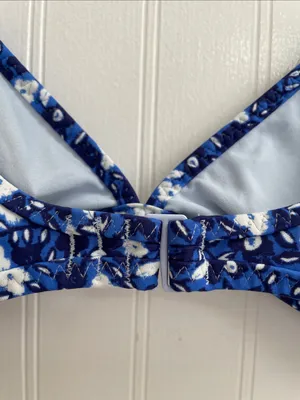 AERIE Wide Strap Plunge Bikini Top in Brilliant Blue Floral Size M thumbnail 11