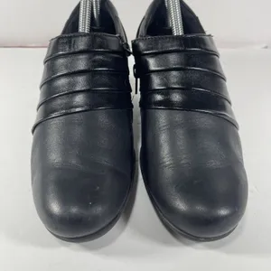 Clarks Collection Black Leather Zip Ankle Booties – Women’s Size 8 M thumbnail 3