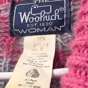 Vintage Woolrich Pink and Gray Floral Turtleneck Sweater thumbnail 2